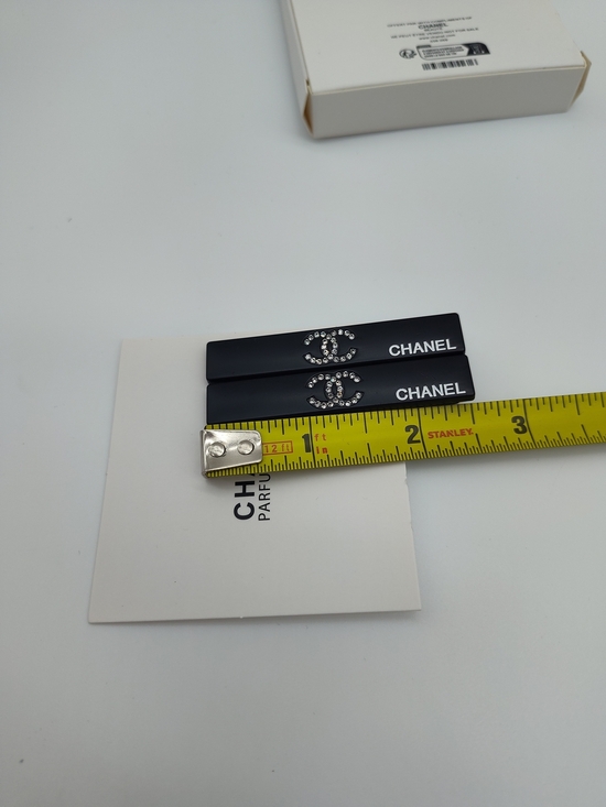 CHANEL Parfum-Beauté Crystal CC Logo Hair Clips Barrettes Set Black Gift Box NWT main image 4